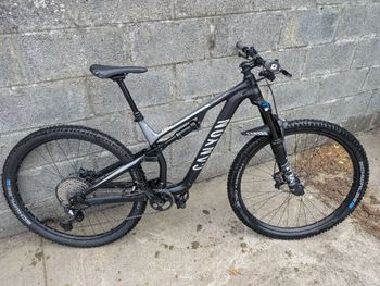 Gebrauchtes Canyon Neuron 7 2021 2021 Mountainbike, Schwarz, 27.5, 29 — Bild 2 von 3