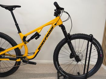 Używany Nukeproof Reactor Alloy 290 - Sram Eagle 90 2025 2025 Mountainbike — zdjęcie 2 z 11