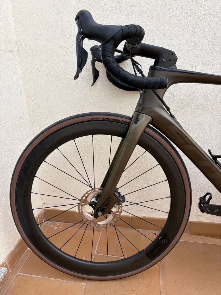 Used Scott Foil 10 disc 2019 2019 Road & Gravel, Black — image 7 of 9