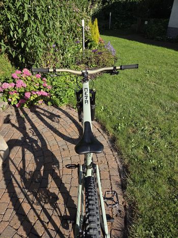 Gebrauchtes Commencal META AM 29 SIGNATURE 2021 2021 Mountainbike, Grün — Bild 8 von 23