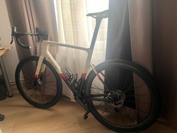 Used Evolve Cima 2026 Road & Gravel, White — image 5 of 10