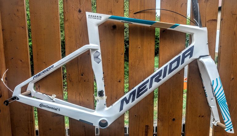Used Merida Reacto Team 2025 Frameset 2025 Road & Gravel, White — image 2 of 3