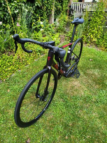 Tweedehands Giant Defy Advanced 2 2024 2024 Road & Gravel — afbeelding 11 van 11