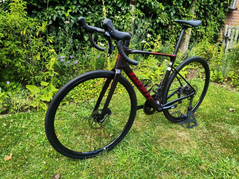 Used Giant Defy Advanced 2 2024 2024 Road & Gravel, Light Gray — image 5 of 11
