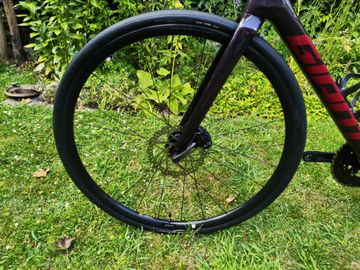 Tweedehands Giant Defy Advanced 2 2024 2024 Road & Gravel — afbeelding 9 van 11