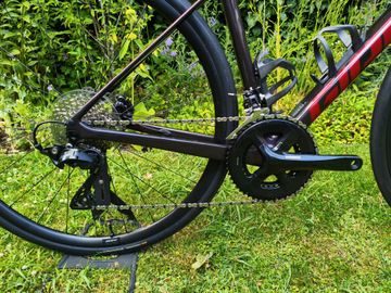 Tweedehands Giant Defy Advanced 2 2024 2024 Road & Gravel — afbeelding 7 van 11