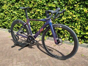 Used Liv EnviLiv Advanced Pro Disc 2 2022 2022 Road & Gravel, Purple — image 2 of 14