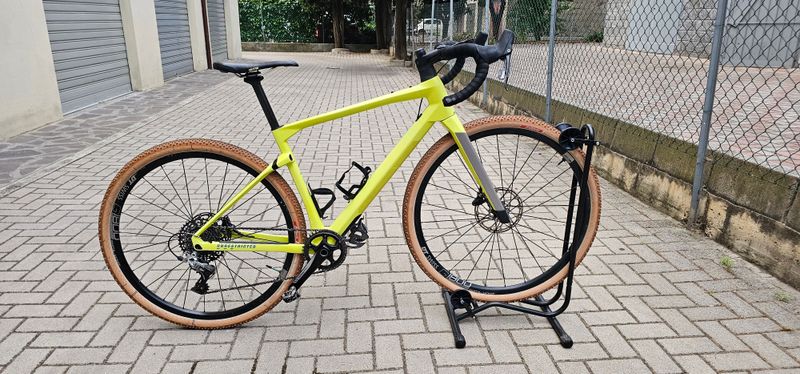 Used BMC URS 01 THREE 2021 2021 Road & Gravel, Orange — image 1 of 8