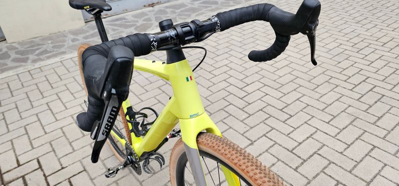 Used BMC URS 01 THREE 2021 2021 Road & Gravel, Orange — image 2 of 8