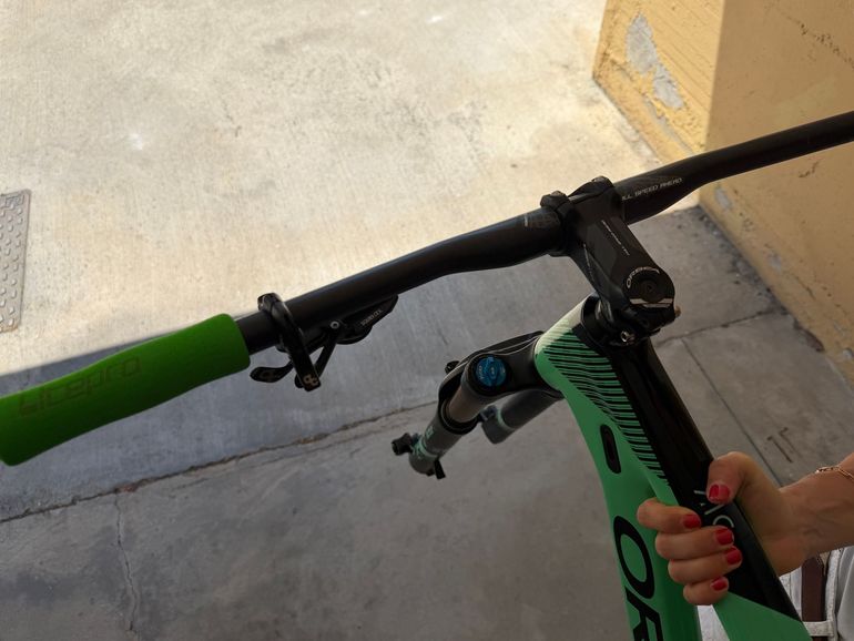 Used Orbea OIZ OMX FRAME + FOX I-LINE DPS REMOTE 2021 Frameset 2021 Mountainbike, Green, 29 — image 11 of 11