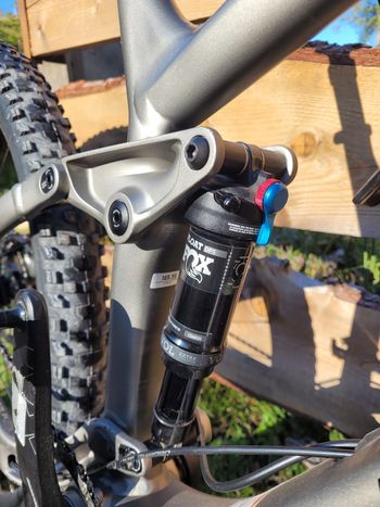 Used Trek Fuel EX 7 2020 2020 Mountainbike, Light Gray, 27.5, 29 — image 4 of 6
