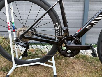 Used Canyon Ultimate CF SLX 8 Di2 2026 2026 Road & Gravel, Black — image 3 of 3