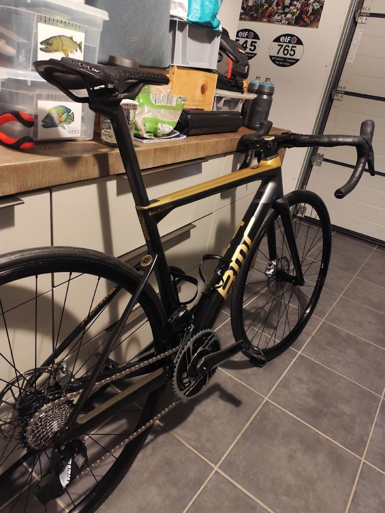 Used BMC Teammachine SLR01 THREE 2021 2021 Road & Gravel, Black — image 2 of 4