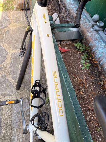 Used Trek AL 4 2024 Road & Gravel, White — image 10 of 11