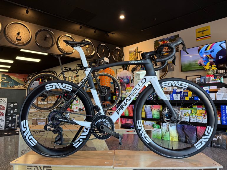 Used Pinarello Dogma X - Sram Red Etap AXS Custom Build 2025 Road & Gravel, White — image 1 of 6