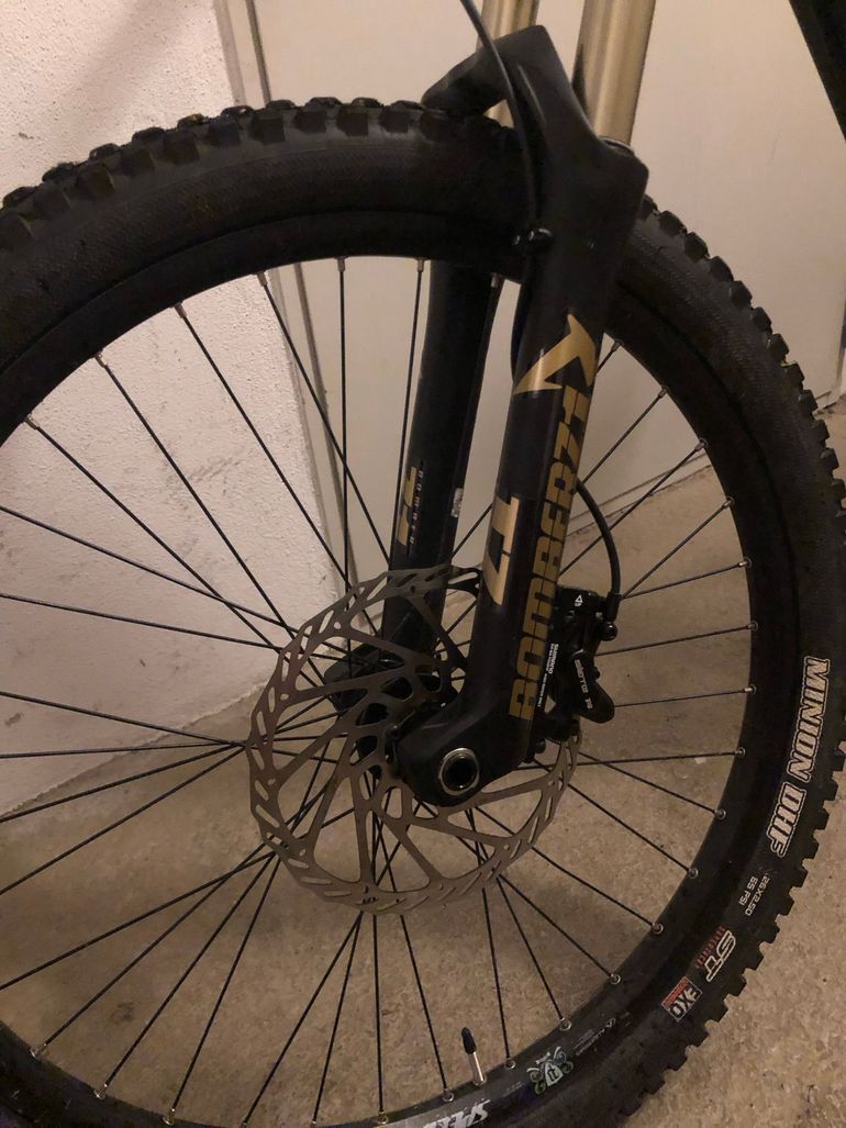 Used Specialized BigHit FSR II 2010 2010 Mountainbike, Light Gray — image 6 of 9