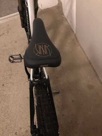Used Specialized BigHit FSR II 2010 2010 Mountainbike, Light Gray — image 7 of 9
