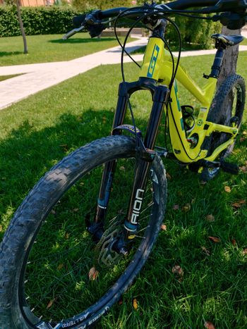 GT Sensor Alloy Comp 2018 2018 Mountainbike d'occasion — image 6 sur 6