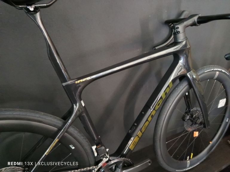 Použité Bianchi Infinito Pro 105 DI2 2026 2026 Road & Gravel — obrázek 5 z 5