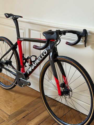 Tweedehands Pinarello GAN GRS DISK 2019 2019 Road & Gravel — afbeelding 3 van 7