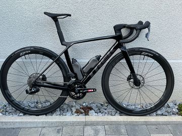 Trek Madone SL 6 AXS Gen.8 2026 Road & Gravel usato