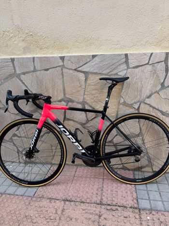 Jorbi Custom Campagnolo Chorus 2024 Road & Gravel d'occasion — image 2 sur 5