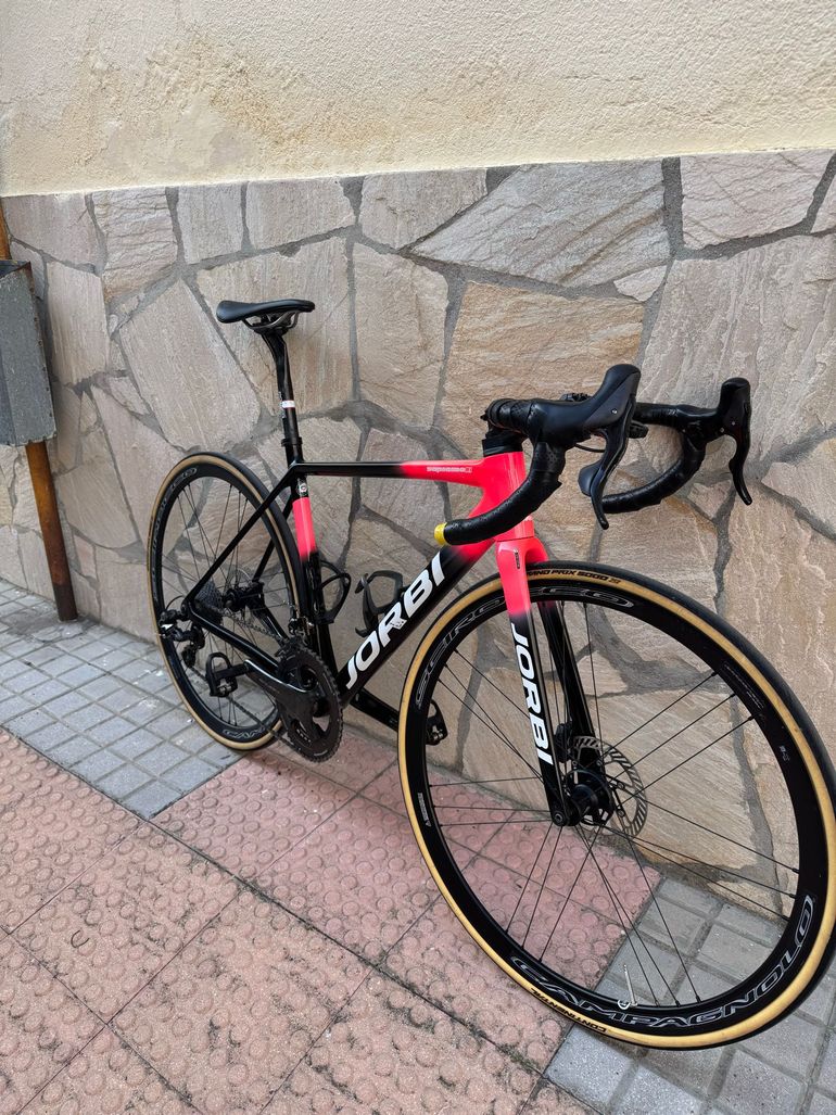 Jorbi Custom Campagnolo Chorus 2024 Road & Gravel d'occasion — image 4 sur 5