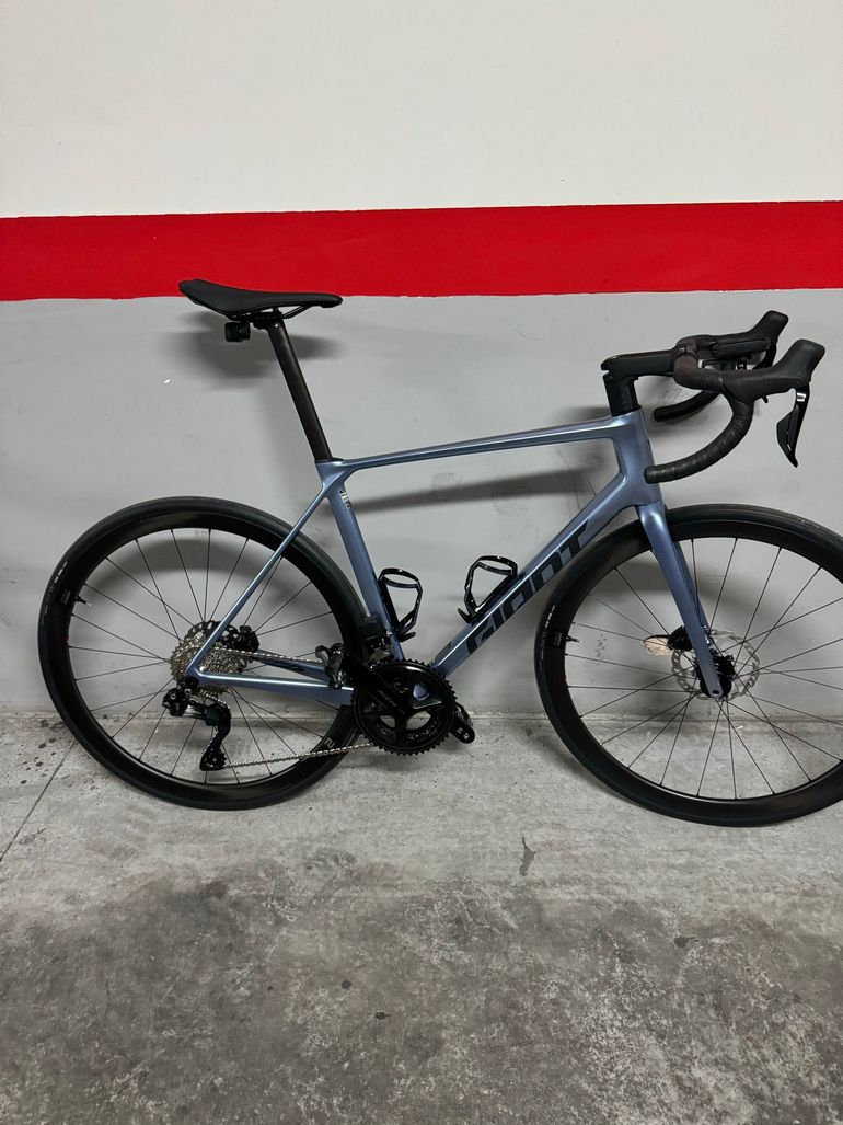 Giant Tcr Shimano 105 Di2 2025 Road & Gravel d'occasion — image 1 sur 4