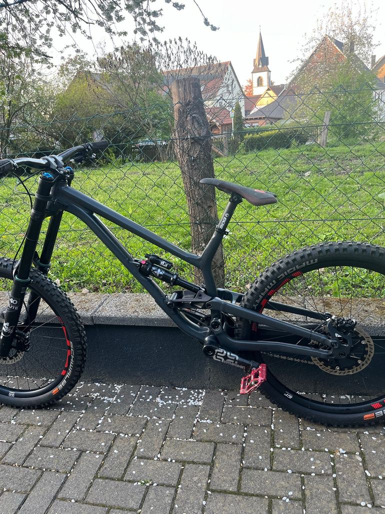 Used Commencal Custom SRAM GX Eagle 2021 Mountainbike, Light Gray — image 6 of 7