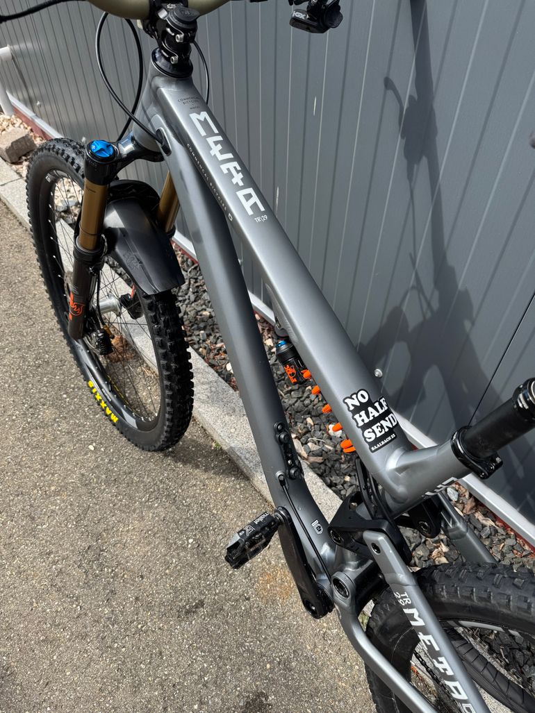 Commencal META TR - Frame 2023 Frameset 2023 Mountainbike d'occasion — image 8 sur 8
