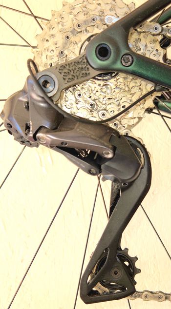 Used Specialized Aethos Pro - Ultegra Di2 2022 2022 Road & Gravel, Green — image 13 of 14