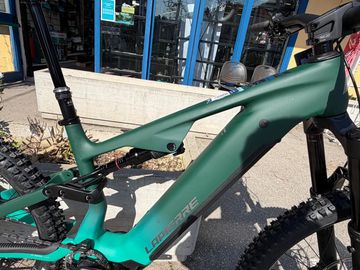 Używany Lapierre Overvolt AM CF 6.8 2027 2027 Mountainbike — zdjęcie 5 z 12