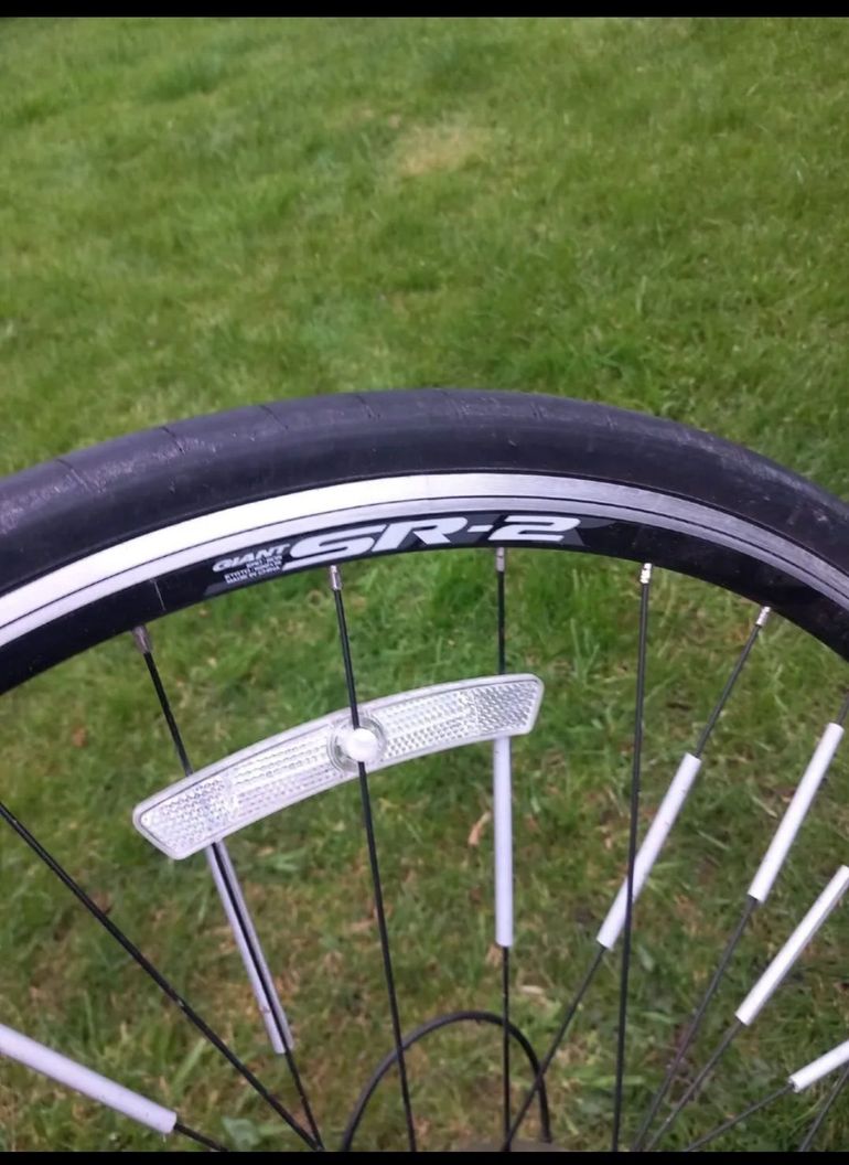 Used Giant Contend SL 1 2022 2022 Road & Gravel, Light Gray — image 9 of 10