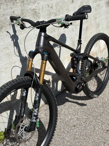 Used Orbea Wild M10 2026 + FOX 38 FACTORY KASHIMA + FOX X2 FACTORY + HOPE TECH 4 2026 Mountainbike, Light Gray — image 2 of 3