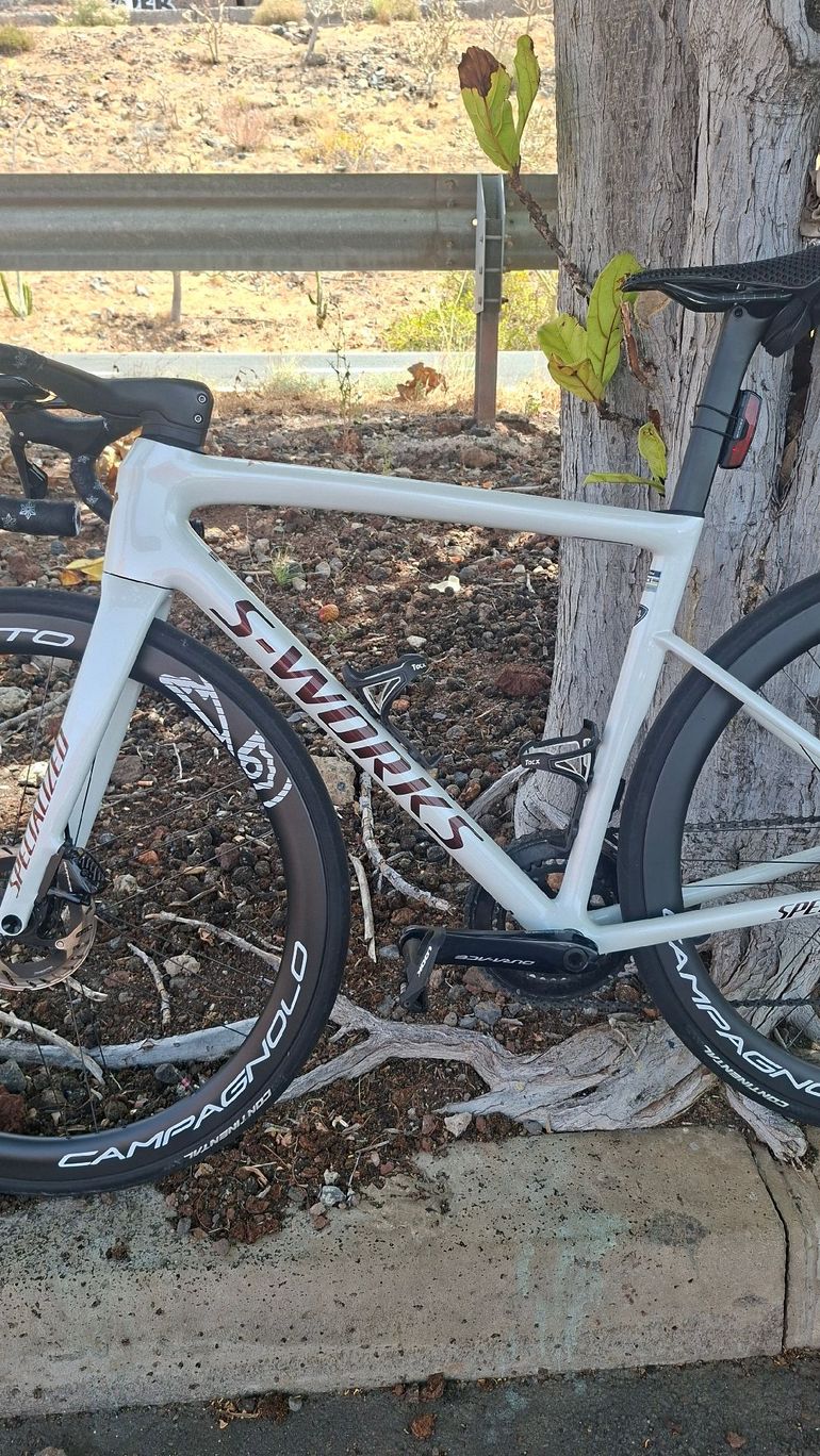 Specialized S-Works Tarmac SL8 - Shimano Dura-Ace Di2 2026 Frameset 2026 Road & Gravel d'occasion — image 2 sur 7