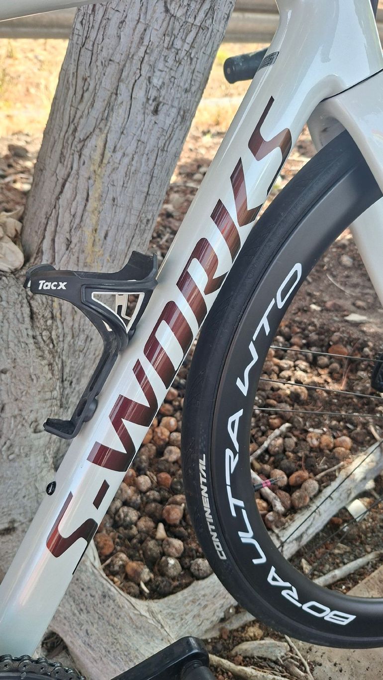 Specialized S-Works Tarmac SL8 - Shimano Dura-Ace Di2 2026 Frameset 2026 Road & Gravel d'occasion — image 5 sur 7