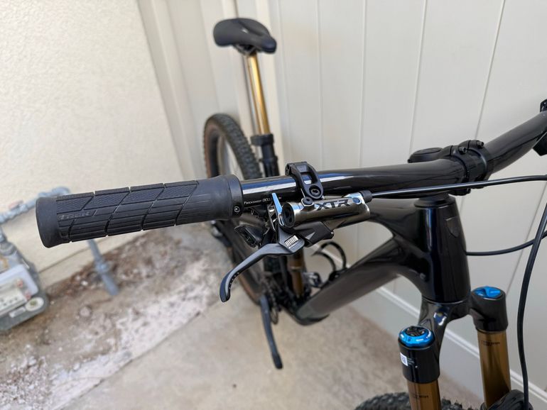 Used Trek Top Fuel 9.9 XTR Gen 4 Custom Shimano XTR 2026 Mountainbike, Black — image 6 of 11