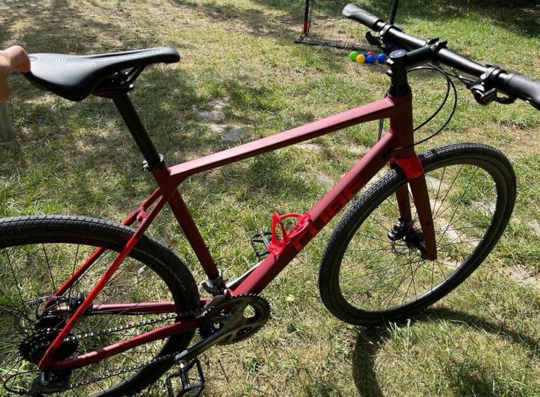 Used CUBE Custom Shimano Claris 2022 Road & Gravel, Red — image 3 of 4