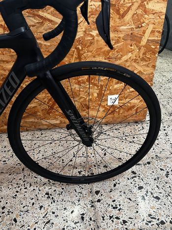 Specialized Tarmac SL7 Comp - Shimano 105 Di2 2024 2024 Road & Gravel d'occasion — image 17 sur 18