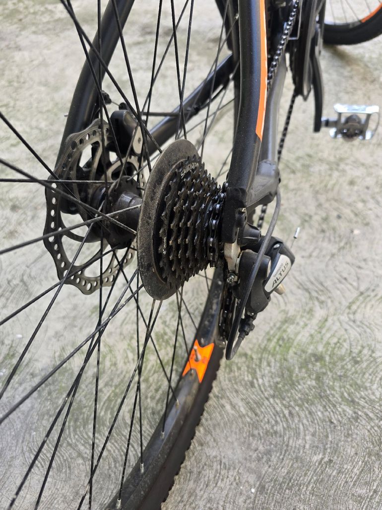 Tweedehands Df Custom Shimano Altus 2020 Mountainbike — afbeelding 5 van 7