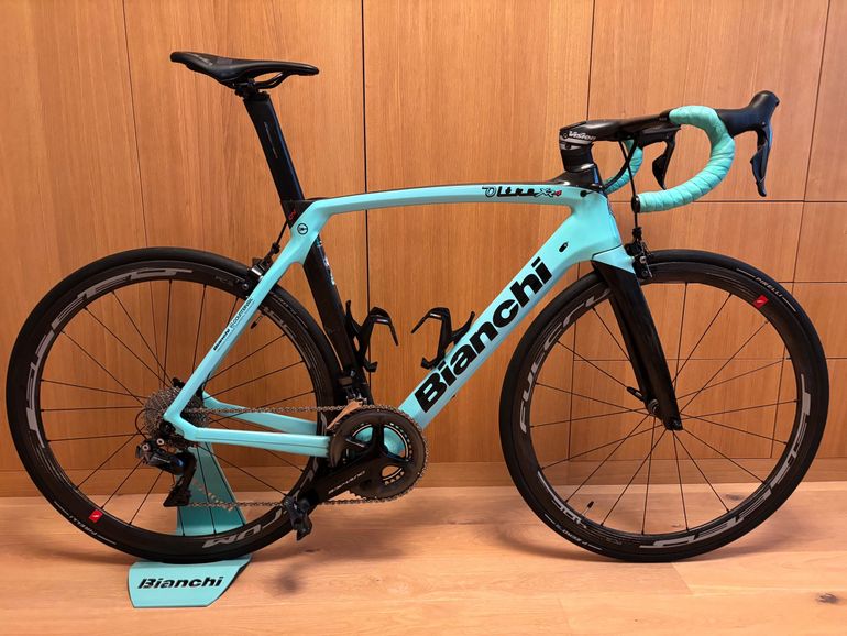 bianchi 2020 road bikes Oltre XR4 Red eTap AXS Bike R7100 Length Bianchi - Oltre XR4 Dura