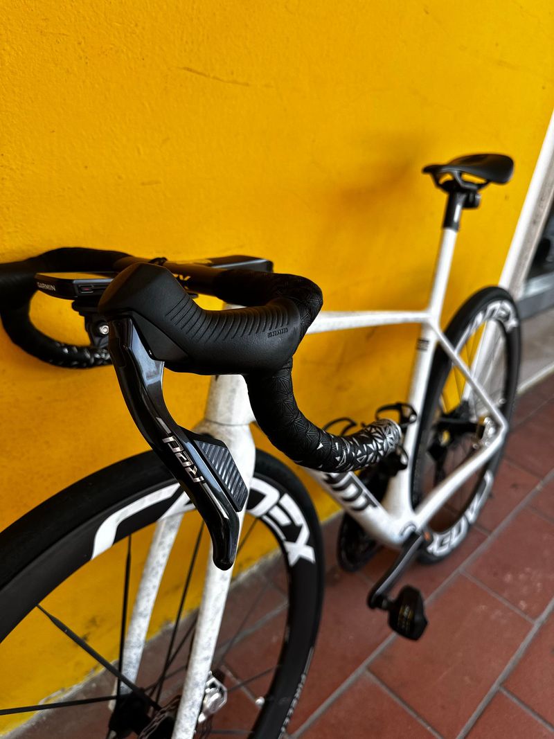 Used Giant TCR Advanced SL Frameset 2025 2025 Road & Gravel, White — image 12 of 13