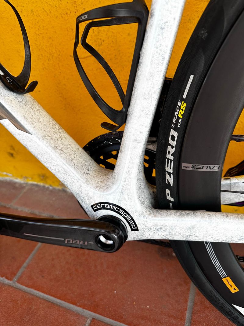 Used Giant TCR Advanced SL Frameset 2025 2025 Road & Gravel, White — image 9 of 13