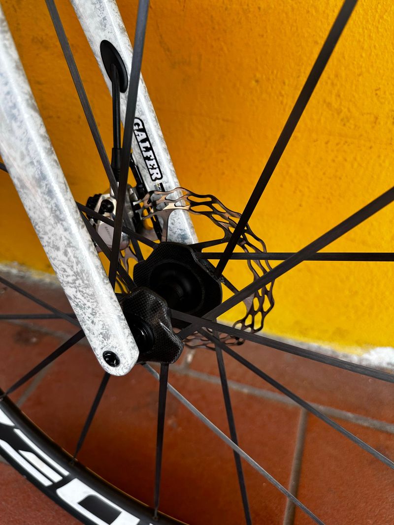Used Giant TCR Advanced SL Frameset 2025 2025 Road & Gravel, White — image 4 of 13