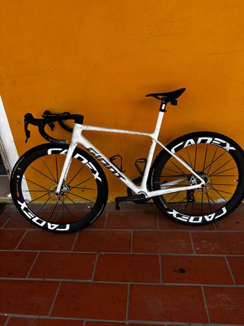 Used Giant TCR Advanced SL Frameset 2025 2025 Road & Gravel, White — image 10 of 13
