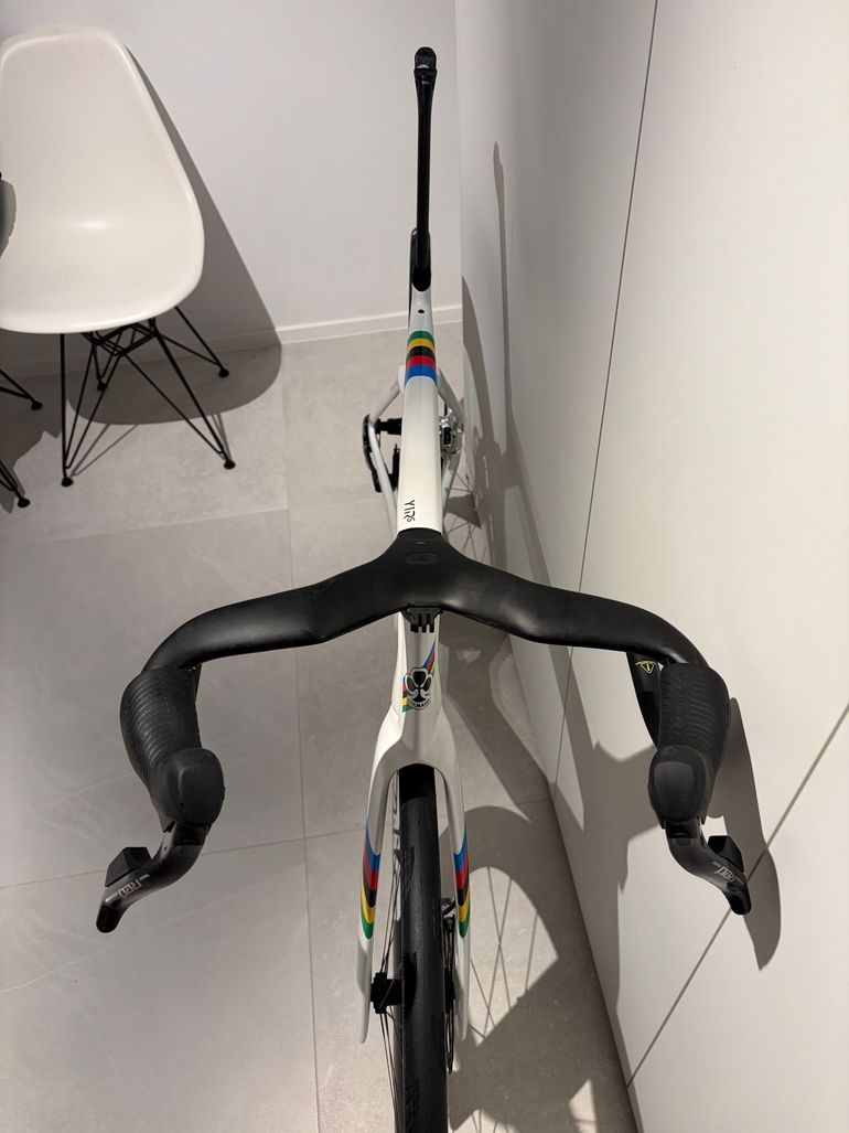 Used Colnago Y1Rs Sram Red eTap AXS 2026 2026 Road & Gravel, White — image 8 of 9