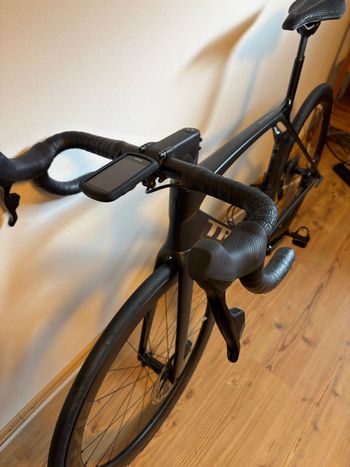 Použité Trek Madone SL 6 AXS Gen 8 2025 2025 Road & Gravel — obrázek 7 z 7