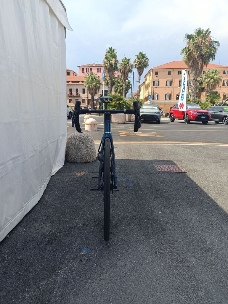 Scott Addict RC Pro 2024 Road & Gravel d'occasion — image 3 sur 8