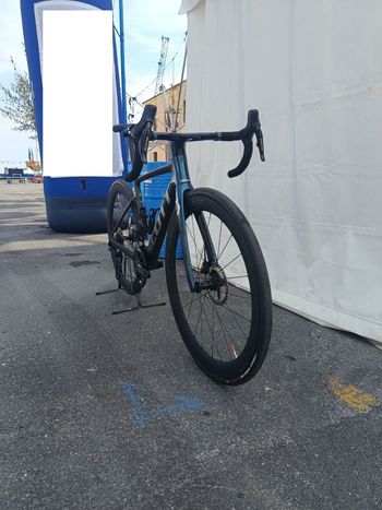 Scott Addict RC Pro 2024 Road & Gravel d'occasion — image 7 sur 8
