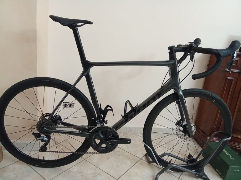 Tweedehands Giant TCR Advanced Disc 1+ 2022 2022 Road & Gravel — afbeelding 1 van 8